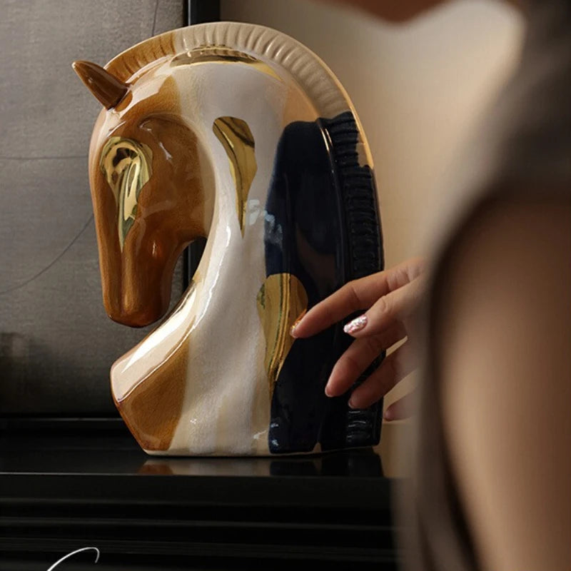 Golden Stallion Ceramic Sculpture – Luxury Gilded Horse Head Art Décor